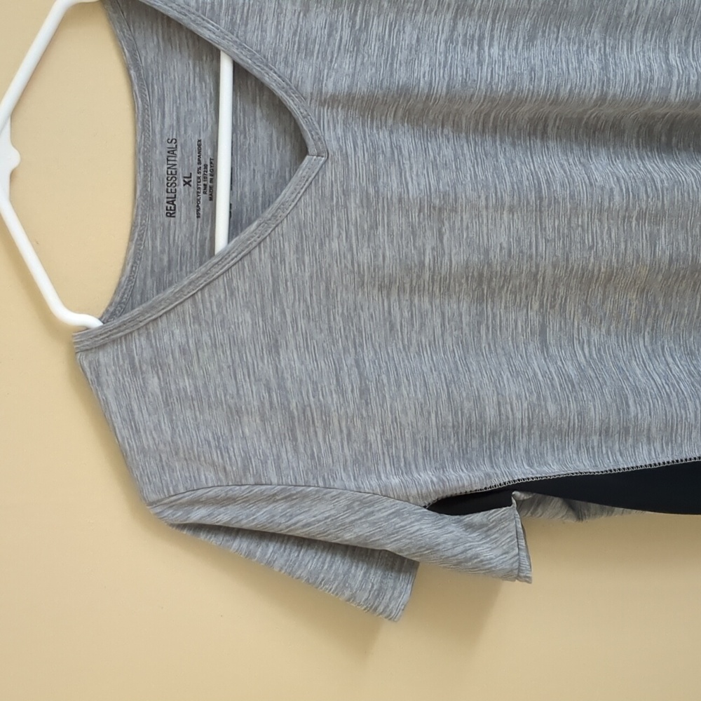 XL Real Essentials Gray Shirt - Picture 3 of 9